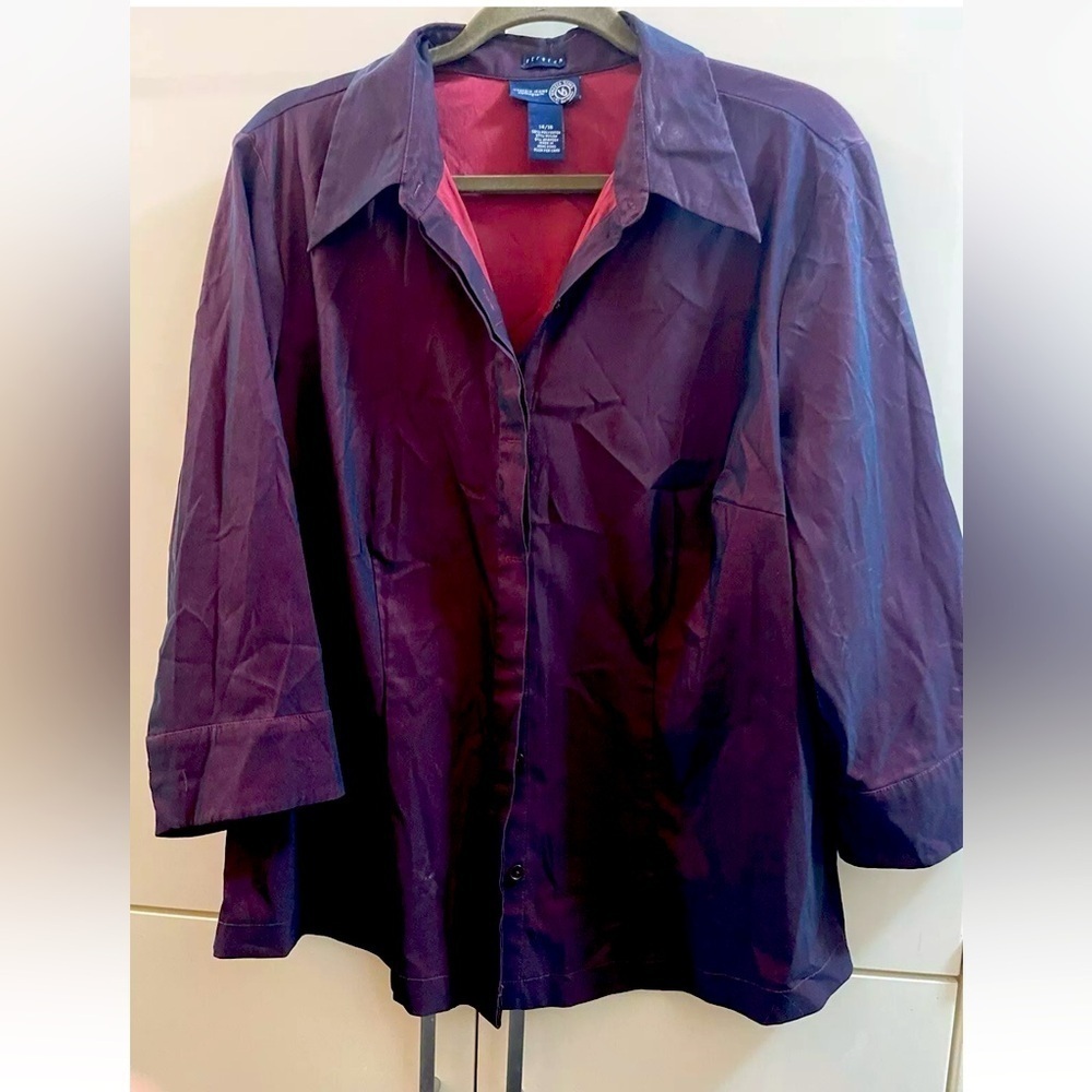Venezia Jeans Clothing Co Shirt Womens Size 14-16 Red MaroonButton Up Blouse Top